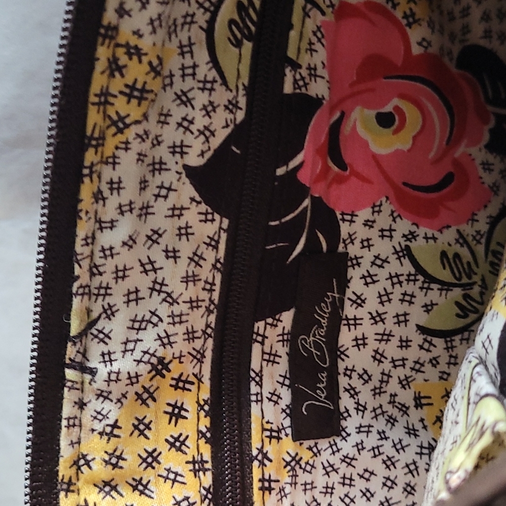 Vera Bradley pocketbook. - Picture 3 of 9